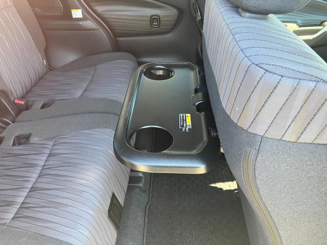 �����V�[�g���S�ԏ��ōς݁B�O�ɕ֗��ȁy�p�[�\�i���e�[�u���z�������B