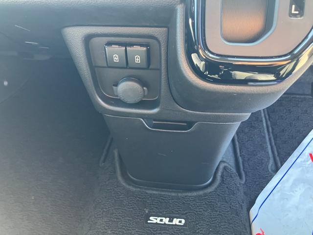 �y�t�r�a�\�P�b�g�z�y�A�N�Z�T���[�\�P�b�g�z�̗������C���p�l�Z���^�[�ɔz�u�B