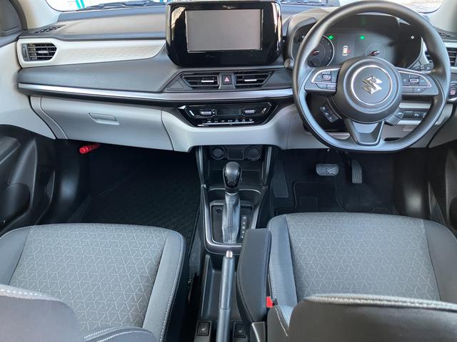 �h���C�o�[���ݍ��ނ悤�ȃR�b�N�s�b�g���̂���f�U�C���B���[�^�[�����₷�������͍L�X�B