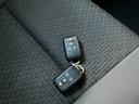 解錠・施錠、パワースライドドアの操作も可能な多機能スマートキーをセットでご用意しました。