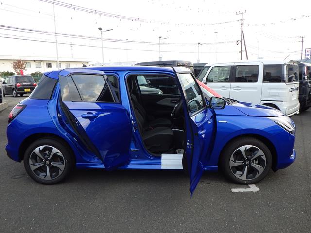 スイフト ＨＹＢＲＩＤ　ＭＺ　セーフティサポート　スズキコネクト対応　９インチディスプレイオーディオ　アダプティブクルーズコントロール　ＬＥＤヘッド＆ポジション＆フォグ　ブラインドスポットモニター　リヤクロストラフィックアラート　電動パーキングブレーキ＆ブレーキホールド（7枚目）