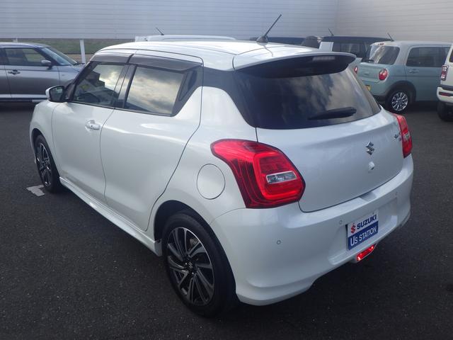 スイフト ＲＳ　２型　セーフティサポート　メモリーナビ付き　バックアイカメラ　前後ドライブレコーダー　アダプティブクルーズコントロール　ＬＥＤヘッドランプ　ブラインドスポットモニター　リヤクロストラフィックアラート　リヤフォグランプ　サイド＆カーテンエアバッグ（4枚目）