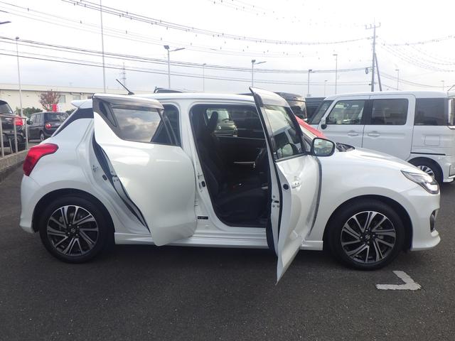 スイフト ＲＳ　２型　セーフティサポート　メモリーナビ付き　バックアイカメラ　前後ドライブレコーダー　アダプティブクルーズコントロール　ＬＥＤヘッドランプ　ブラインドスポットモニター　リヤクロストラフィックアラート　リヤフォグランプ　サイド＆カーテンエアバッグ（7枚目）