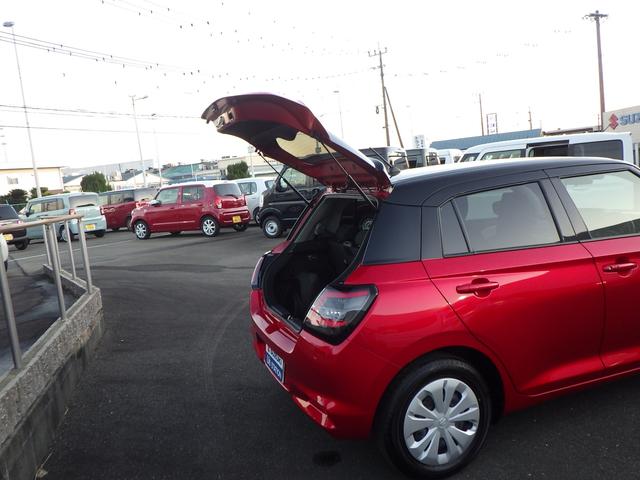 スイフト ＸＧ　スズキセーフティサポート　アダプティブクルーズコントロール　ブラインドスポットモニター　ハイビーム＆オートライト　プッシュスタートシステム　スマートキー　シートヒーター（14枚目）