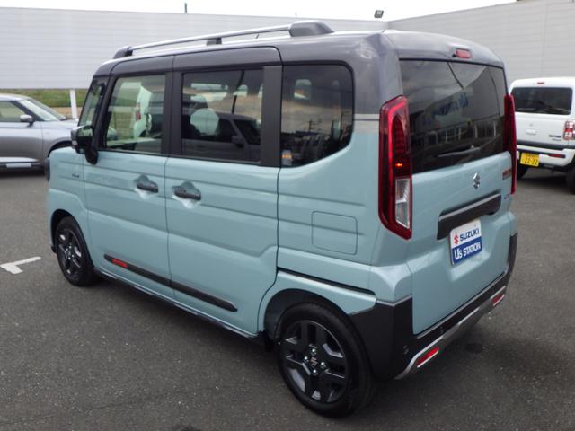 スペーシア ギア　ＨＹＢＲＩＤ　ＸＺ　全方位カメラ付ナビ　スズキコネクト　セーフティサポート　アダプティブクルーズコントロール　両側パワースライド　ＬＥＤヘッドランプ　サイド＆カーテンエアバッグ　電動パーキング＆ブレーキホールド　ステアリングヒーター　ステアリングスイッチ（4枚目）