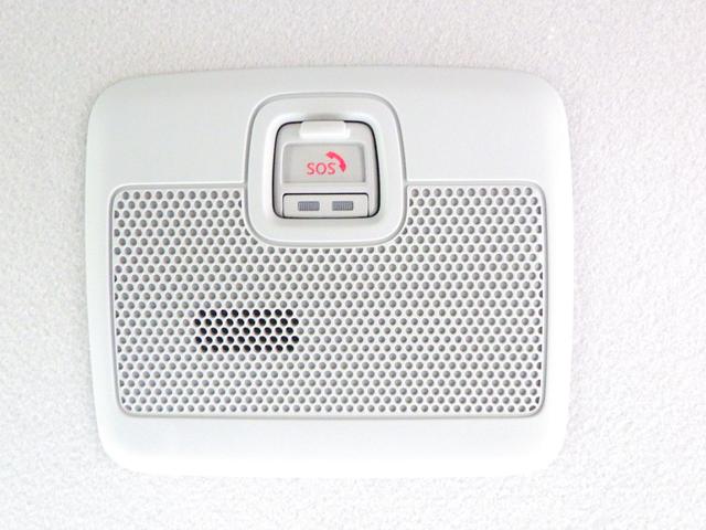 スペーシア ギア　ＨＹＢＲＩＤ　ＸＺ　全方位カメラ付ナビ　スズキコネクト　セーフティサポート　アダプティブクルーズコントロール　両側パワースライド　ＬＥＤヘッドランプ　サイド＆カーテンエアバッグ　電動パーキング＆ブレーキホールド　ステアリングヒーター　ステアリングスイッチ（9枚目）