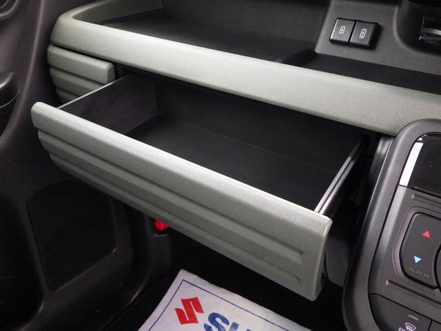 スペーシア ギア　ＨＹＢＲＩＤ　ＸＺ　全方位カメラ付ナビ　スズキコネクト　セーフティサポート　アダプティブクルーズコントロール　両側パワースライド　ＬＥＤヘッドランプ　サイド＆カーテンエアバッグ　電動パーキング＆ブレーキホールド　ステアリングヒーター　ステアリングスイッチ（52枚目）