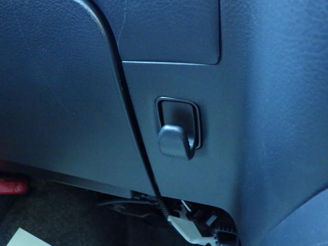 ワゴンＲ ＦＸ　ＭＨ３４型　３型　ＣＤプレーヤー　キーレス　フルオートエアコン　アイドリングストップ　運転席シートヒーター　フロアマット　ドアバイザー　運転席アームレスト　フルフラットシート（36枚目）