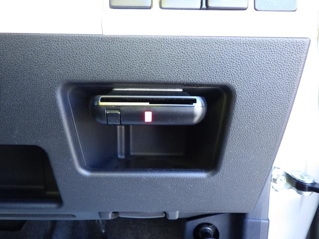 ムーヴキャンバス ＧブラックインテリアＶＳ　ＳＡＩＩＩ　全方位モニター付ナビ　スマートアシストＩＩＩ　両側パワースライド　ＬＥＤヘッドランプ＆ポジションランプ＆フォグランプ　フロントシートサイドエアバッグ　ステアリングオーディオスイッチ　ＥＴＣ　キーレスプッシュスタート（35枚目）