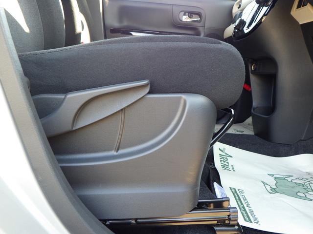 ムーヴキャンバス ＧブラックインテリアＶＳ　ＳＡＩＩＩ　全方位モニター付ナビ　スマートアシストＩＩＩ　両側パワースライド　ＬＥＤヘッドランプ＆ポジションランプ＆フォグランプ　フロントシートサイドエアバッグ　ステアリングオーディオスイッチ　ＥＴＣ　キーレスプッシュスタート（36枚目）