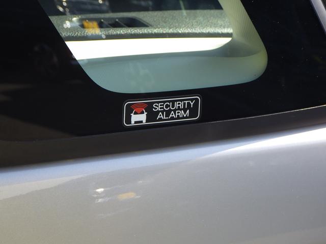 ムーヴキャンバス ＧブラックインテリアＶＳ　ＳＡＩＩＩ　全方位モニター付ナビ　スマートアシストＩＩＩ　両側パワースライド　ＬＥＤヘッドランプ＆ポジションランプ＆フォグランプ　フロントシートサイドエアバッグ　ステアリングオーディオスイッチ　ＥＴＣ　キーレスプッシュスタート（65枚目）