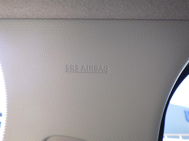 �r�q�r�J�[�e���G�A�o�b�O�^�G�A�o�b�O���J���ƃT�C�h�E�B���h�E�̑S�̂𕢂��A����̎�ɓ�����ی삵�Ă���܂��B�������̎��Ɉ��S�I�I