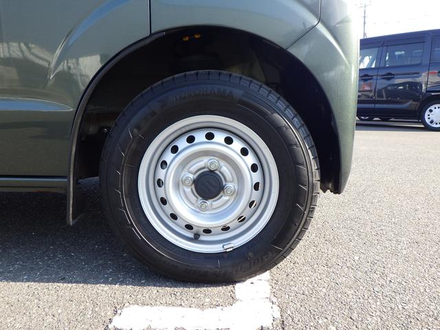 エブリイ PAリミテッド 6型 5速MT セーフティサポート キーレス フロントパワーウィンドー AM/FMラジオ オートライト USB電源ソケット(9枚目)