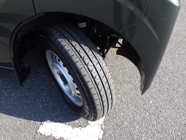 エブリイ PAリミテッド 6型 5速MT セーフティサポート キーレス フロントパワーウィンドー AM/FMラジオ オートライト USB電源ソケット(10枚目)