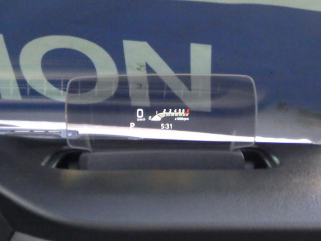 �y�w�b�h�A�b�v�f�B�X�v���C�z�ԑ���V�t�g�ʒu�A�u���[�L�T�|�[�g�̌x���ȂǁA�~������񂪃_�b�V���{�[�h��ɕ\������A���[�^�[�p�l�������Ȃ��Ă��m�F�ł��܂��B���S�^�]�ɍv�����܂��I