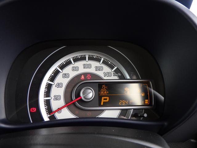 アルト ＨＹＢＲＩＤ　Ｘ　２型　セーフティサポート　全方位モニター用カメラ　オートエアコン　ヘッドアップディスプレイ　ＬＥＤヘッドランプ　フロントシートサイド＆カーテンエアバッグ　ステアリングオーディオスイッチ　キーレスプッシュスタート　スマートキー（21枚目）