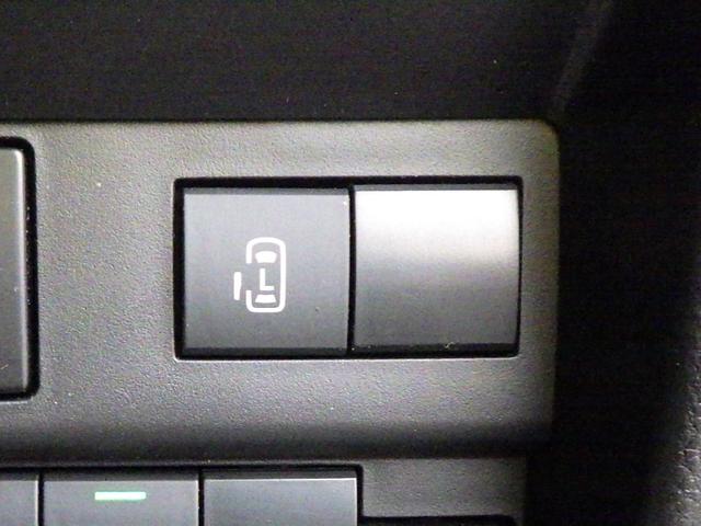 �y�����A�N�V�����p���[�X���C�h�h�A�z��ȍ��́u�����A�N�V�����p���[�X���C�h�h�A�v�I�^�]�ȃC���p�l�ɂ���X�C�b�`�����������ŁA�X���C�h�h�A���J�ł��܂��I�I