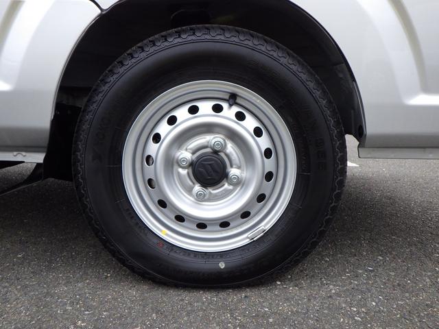 スーパーキャリイ スーパーキャリイ X 5型 セーフティサポート 4AT LEDヘッドランプ フロントフォグランプ アイドリングストップ キーレス パワーウィンド 電動格納ドアミラー スモークガラス 作業灯 リヤゲートチェーン オートライト(8枚目)