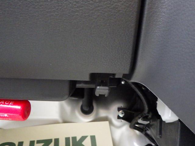 スーパーキャリイ スーパーキャリイ X 5型 セーフティサポート 4AT LEDヘッドランプ フロントフォグランプ アイドリングストップ キーレス パワーウィンド 電動格納ドアミラー スモークガラス 作業灯 リヤゲートチェーン オートライト(47枚目)