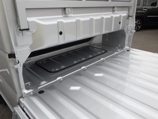 スーパーキャリイ スーパーキャリイ X 5型 セーフティサポート 4AT LEDヘッドランプ フロントフォグランプ アイドリングストップ キーレス パワーウィンド 電動格納ドアミラー スモークガラス 作業灯 リヤゲートチェーン オートライト(55枚目)