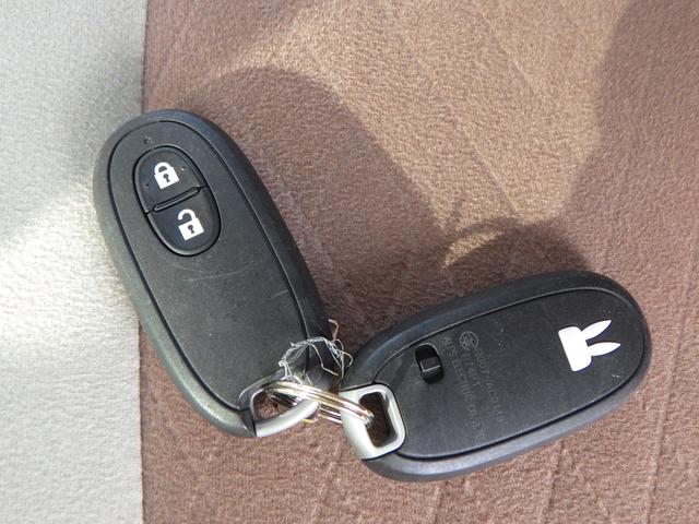 アルトラパン Ｘ　５型　モニター付きオーディオ　バックアイカメラ　スズキセーフティサポート　ＬＥＤヘッドランプ　オートエアコン　キーレスプッシュスタート　シートヒーター（39枚目）