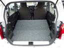 開口部も広く、荷物の積み下ろしもラク。背もたれを前に倒すと、結構積めますよ！！