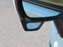 サイドアンダーミラー付きドアミラー（助手席）／死角になっている部分も確認でき、あなたの手助けをしてくれます！！