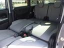 【フルフラットシート】シートはフルフラットにできます。仮眠をとったり、車中泊の際にとっても便利です!