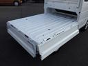 荷台長/1,480mm、荷台幅/1,410mm、アオリ高/290mm、荷台フロア長/1,975mm、荷台床面地上高/650mm