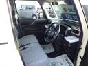 フロントは頚部衝撃緩和シートになっています!!また運転しやすく、疲れにくいポジションを確保できます。