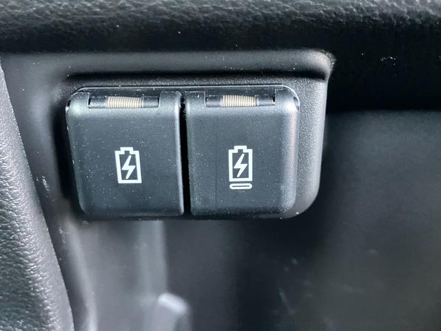 クロスビー HYBRID MZ 4型 ターボ ACC オートライト オートライト プッシュスタート シートヒーター オートエアコン 衝突被害軽減システム 横滑り防止機能 衝突安全ボディ 盗難防止システム アイドリングストップ アダプティブクルーズコントロール(3枚目)