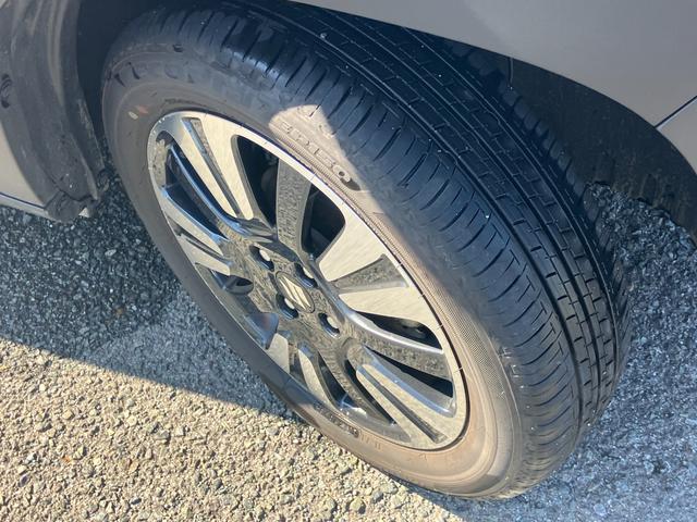 クロスビー HYBRID MZ 4型 ターボ ACC オートライト オートライト プッシュスタート シートヒーター オートエアコン 衝突被害軽減システム 横滑り防止機能 衝突安全ボディ 盗難防止システム アイドリングストップ アダプティブクルーズコントロール(27枚目)