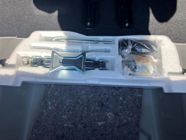 クロスビー HYBRID MZ 4型 ターボ ACC オートライト オートライト プッシュスタート シートヒーター オートエアコン 衝突被害軽減システム 横滑り防止機能 衝突安全ボディ 盗難防止システム アイドリングストップ アダプティブクルーズコントロール(60枚目)