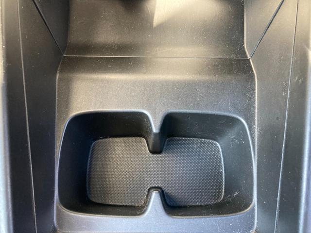 スイフト ＸＧ　２型　ＣＤプレイヤー　ＡＣＣ　ブラインドスポットモニタ　オートライト　シートヒーター　プッシュスタート　オートエアコン　衝突被害軽減システム　横滑り防止機能　衝突安全ボディ　盗難防止システム　アダプティブクルーズコントロール　ブラインドスポットモニター（16枚目）