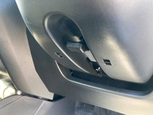 スイフト ＸＧ　２型　ＣＤプレイヤー　ＡＣＣ　ブラインドスポットモニタ　オートライト　シートヒーター　プッシュスタート　オートエアコン　衝突被害軽減システム　横滑り防止機能　衝突安全ボディ　盗難防止システム　アダプティブクルーズコントロール　ブラインドスポットモニター（23枚目）