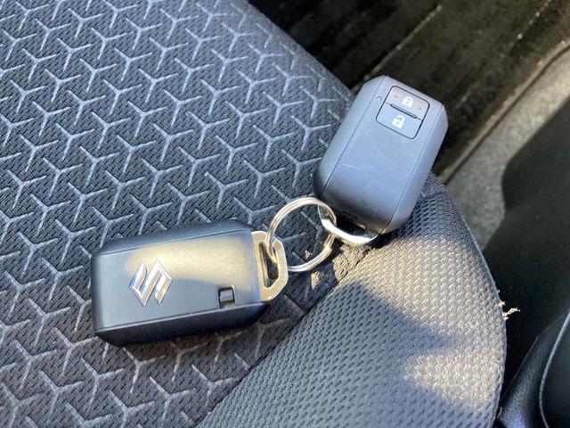 スイフト ＸＧ　２型　ＣＤプレイヤー　ＡＣＣ　ブラインドスポットモニタ　オートライト　シートヒーター　プッシュスタート　オートエアコン　衝突被害軽減システム　横滑り防止機能　衝突安全ボディ　盗難防止システム　アダプティブクルーズコントロール　ブラインドスポットモニター（27枚目）