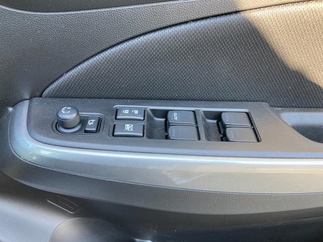 スイフト ＸＧ　２型　ＣＤプレイヤー　ＡＣＣ　ブラインドスポットモニタ　オートライト　シートヒーター　プッシュスタート　オートエアコン　衝突被害軽減システム　横滑り防止機能　衝突安全ボディ　盗難防止システム　アダプティブクルーズコントロール　ブラインドスポットモニター（28枚目）