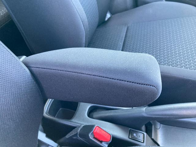 スイフト ＸＧ　２型　ＣＤプレイヤー　ＡＣＣ　ブラインドスポットモニタ　オートライト　シートヒーター　プッシュスタート　オートエアコン　衝突被害軽減システム　横滑り防止機能　衝突安全ボディ　盗難防止システム　アダプティブクルーズコントロール　ブラインドスポットモニター（33枚目）