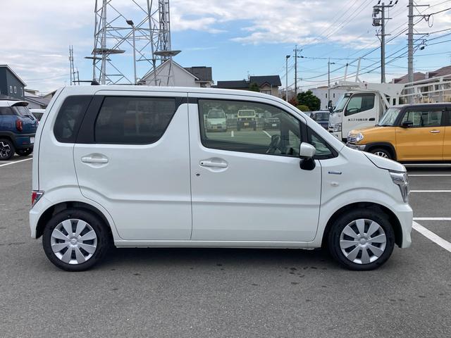 ワゴンR HYBRID FX-S 4型 ACC シートヒーター CVT オートライト プッシュスタート シートヒーター オートエアコン 衝突被害軽減システム 横滑り防止機能 衝突安全ボディ 盗難防止システム アダプティブクルーズコントロール 全方位カメラ アンブレラホルダ(7枚目)