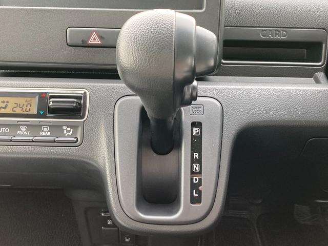 ワゴンR HYBRID FX-S 4型 ACC シートヒーター CVT オートライト プッシュスタート シートヒーター オートエアコン 衝突被害軽減システム 横滑り防止機能 衝突安全ボディ 盗難防止システム アダプティブクルーズコントロール 全方位カメラ アンブレラホルダ(17枚目)