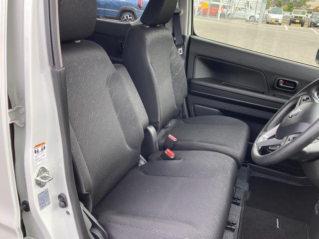 ワゴンR HYBRID FX-S 4型 ACC シートヒーター CVT オートライト プッシュスタート シートヒーター オートエアコン 衝突被害軽減システム 横滑り防止機能 衝突安全ボディ 盗難防止システム アダプティブクルーズコントロール 全方位カメラ アンブレラホルダ(35枚目)