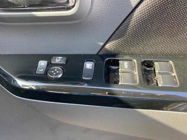 ワゴンＲスティングレー スティングレー　Ｔ　ＭＨ４４型　４型　ＥＴＣ　ナビ　オートライト　Ｂｌｕｅｔｏｏｔｈ　ナビ　プッシュスタート　オートエアコン　ＥＴＣ（32枚目）