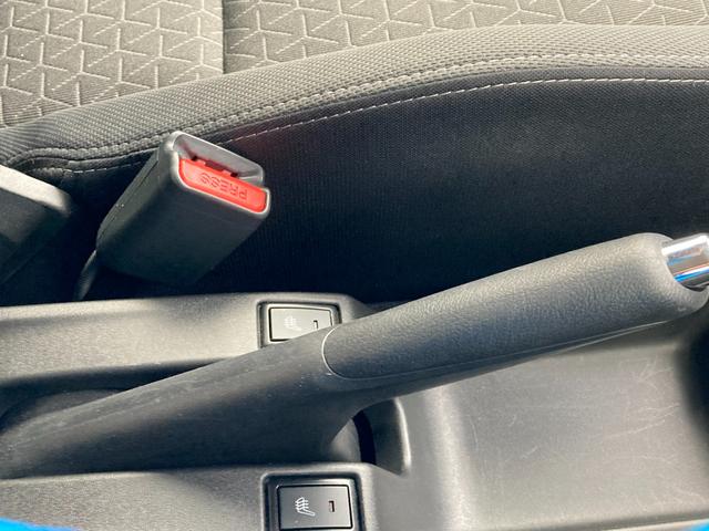 �T�C�h�u���[�L�͎�ň����^�C�v�ł���