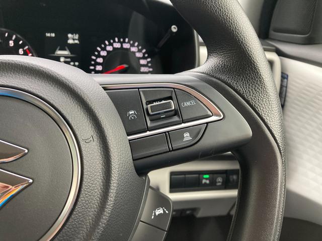 �A�_�N�e�B�u�N���[�Y�R���g���[���������������H�ȂǂőO�̎ԂƂ̎Ԋԋ������ێ����Ȃ��玩���I�ɉ����������Ă���܂���