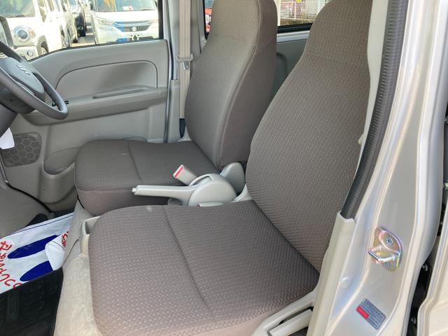 エブリイ ＰＡリミテッド　６型　ラジオ　キーレスエントリー　オートライ　オートライト　スライドドア　キーレスエントリー　衝突被害軽減システム　横滑り防止機能　衝突安全ボディ　アイドリングストップ（37枚目）