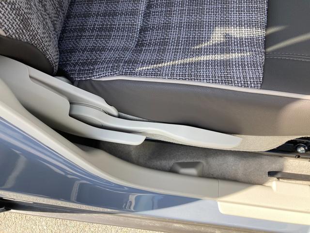 アルトラパンＬＣ ＬＣ　ＨＹＢＲＩＤ　Ｌ　６型　衝突被害軽減Ｂ　オートライト　オートライト　プッシュスタート　シートヒーター　オートエアコン　禁煙車　衝突被害軽減システム　アイドリングストップ　横滑り防止機能　衝突安全ボディ　盗難防止システム（35枚目）