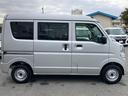 エブリイ ＰＡリミテッド６型　ＣＶＴ　衝突被害軽減Ｂ　キーレスエントリ　オートライト　スライドドア　キーレスエントリー　衝突被害軽減システム　横滑り防止機能　衝突安全ボディ　盗難防止システム　エアコン　パワーウインドー　ＵＳＢ電源ソケット　オーバーヘッドシェルフ　ラジオ（5枚目）