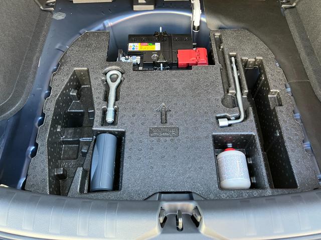 キックス Ｘ／サポカー　衝突安全ボディ　衝突被害軽減システム　アイドリングストップ　プッシュスタート　純正ナビ　ドライブレコーダー　ＥＴＣ　オートエアコン　インテリジェントアラウンドモニター　盗難防止システム（39枚目）