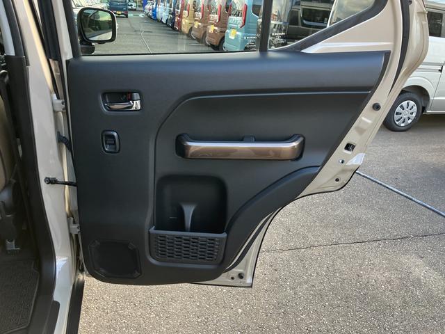 クロスビー HYBRID MZ 4型/サポカー 衝突被害軽減システム 衝突安全ボディ 4WD アイドリングストップ 全方位モニター用カメラパッケージ オーディオレス シートヒーター 横滑り防止機能 盗難防止システム(39枚目)