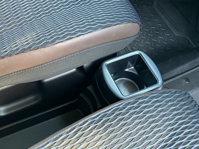 ハスラー Ｊスタイル／サポカー　衝突安全ボディ　衝突被害軽減システム　全方位モニター付メモリーナビ　ドライブレコーダー　ＥＴＣ　アイドリングストップ　プッシュスタート　オートライト　シートヒーター　オートエアコン　盗難防止システム（37枚目）